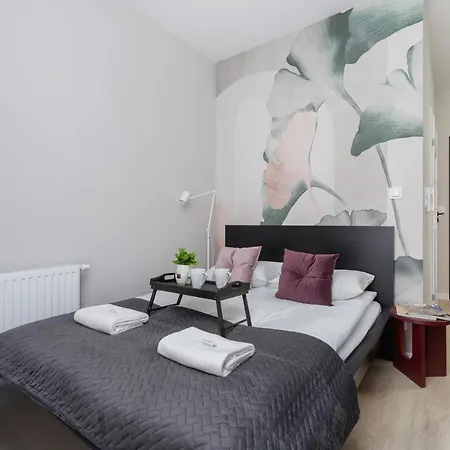 Apartment Casa Feliz Zablocie For 4 Guests Cracow By Renters *